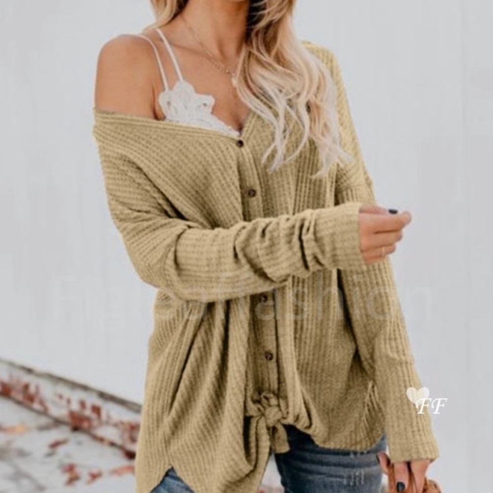 Knit Waffle Weave Button Down Blouse Cardigan - Picture 3 of 4